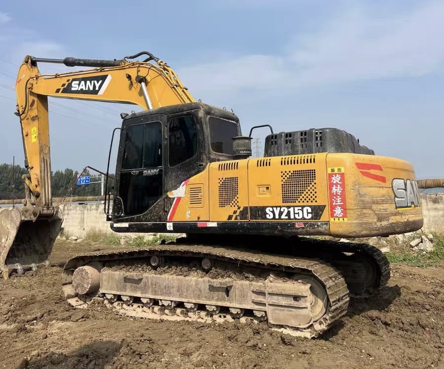 三一重工 SY215C 挖掘机